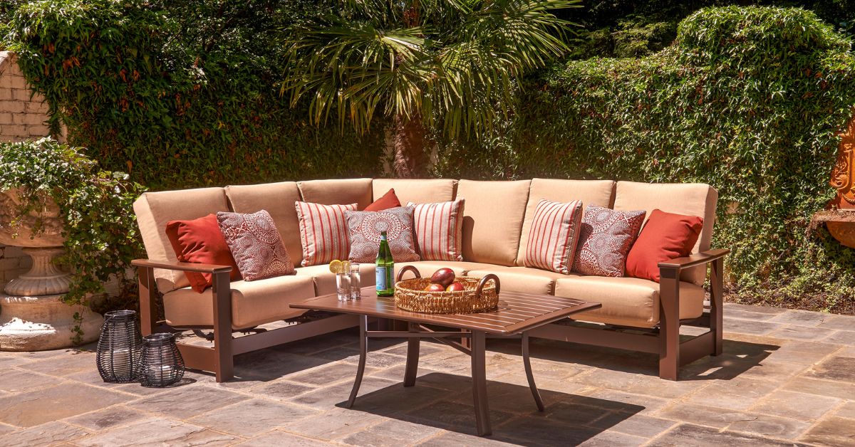 10 Signs You Need To Replace Your Outdoor Furniture Cushions