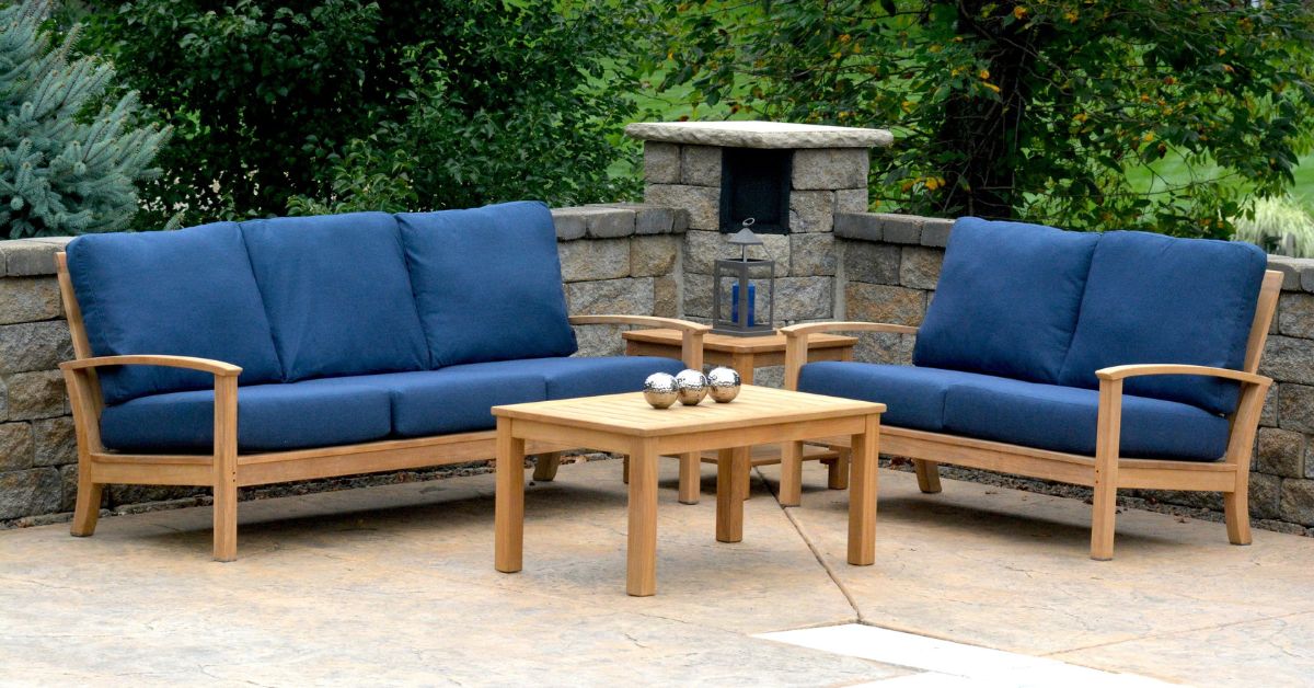 How To Select the Right Cushions for Your Patio Furniture