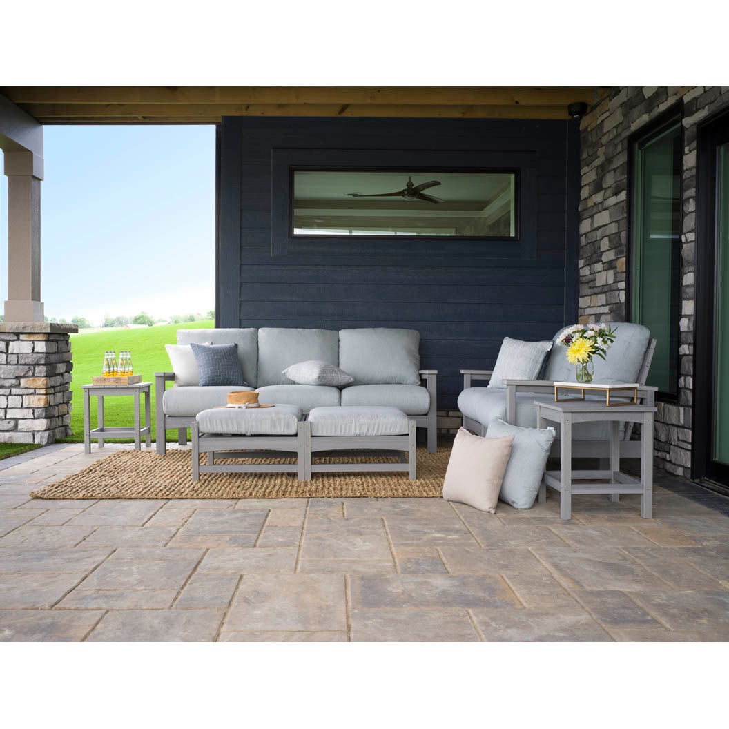 Sofas & Loveseats