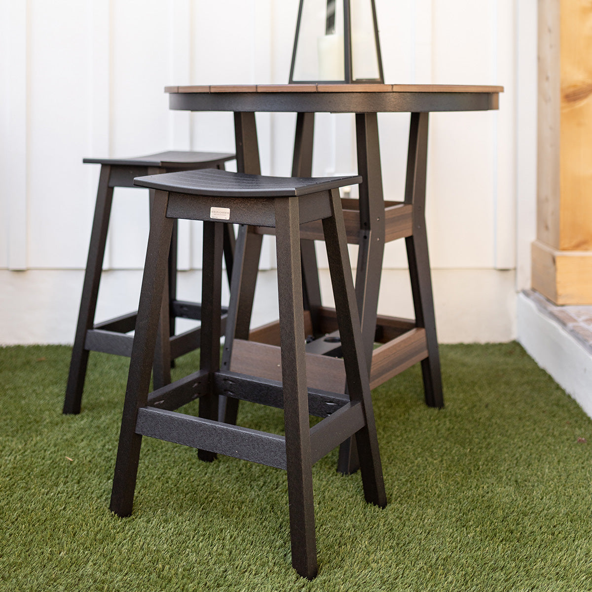 Berlin Gardens 38" Round Harbor Bar Table and Saddle Back Stools