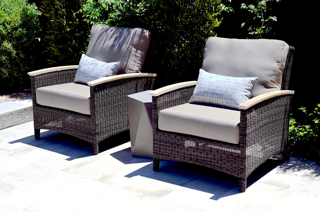 Three Birds Casual Bella