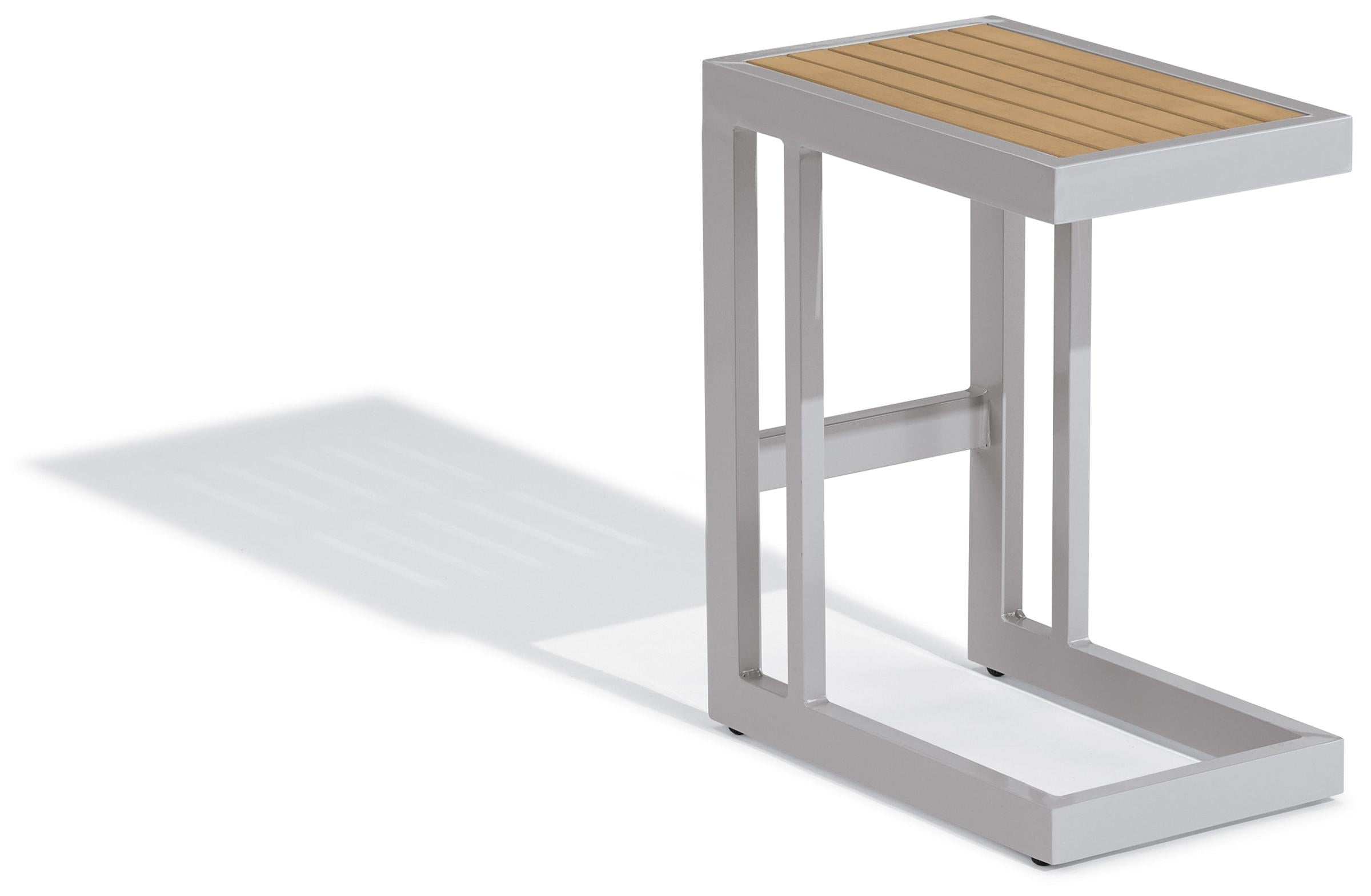Travira C Table