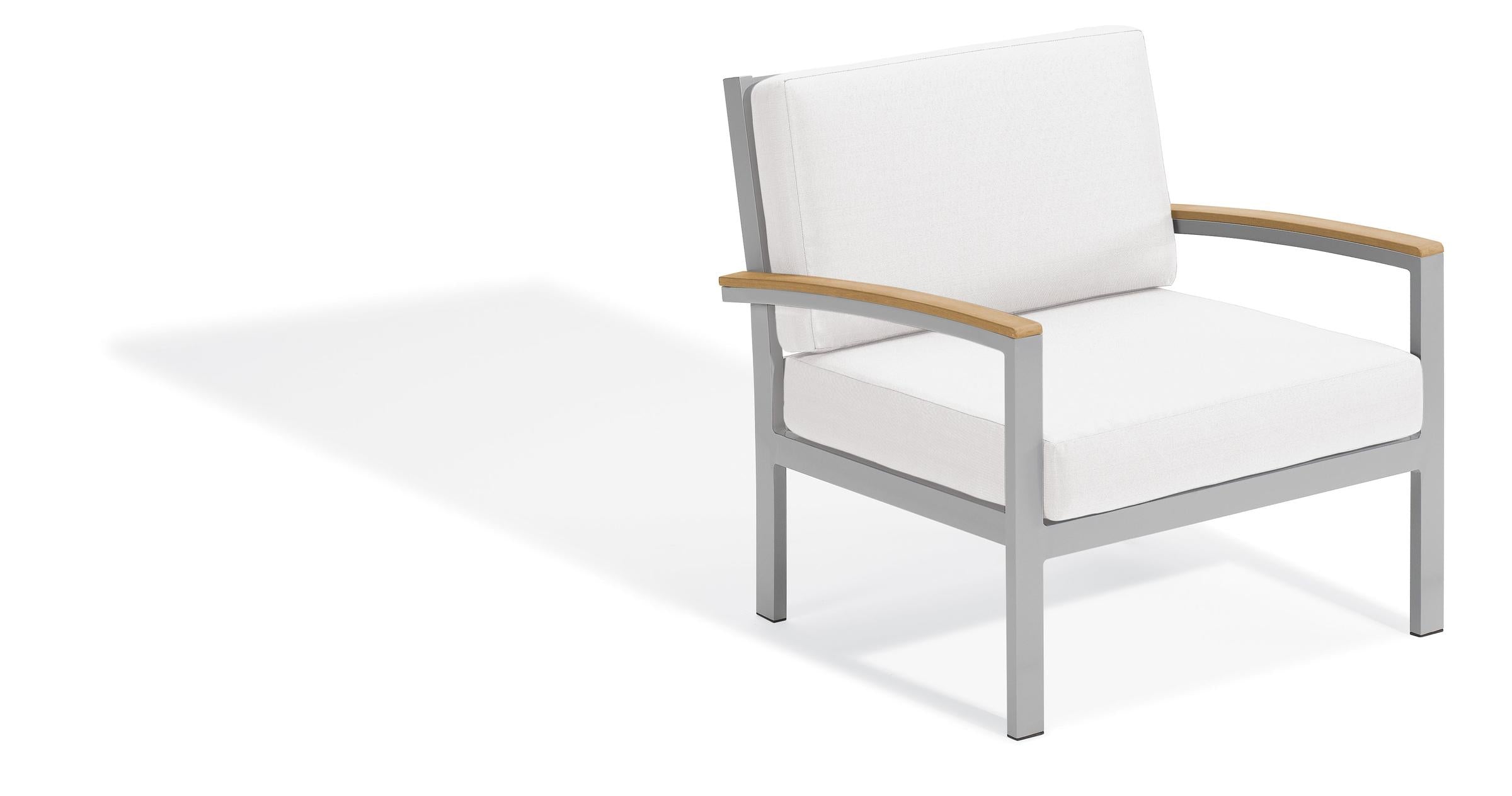 Travira Club Chair