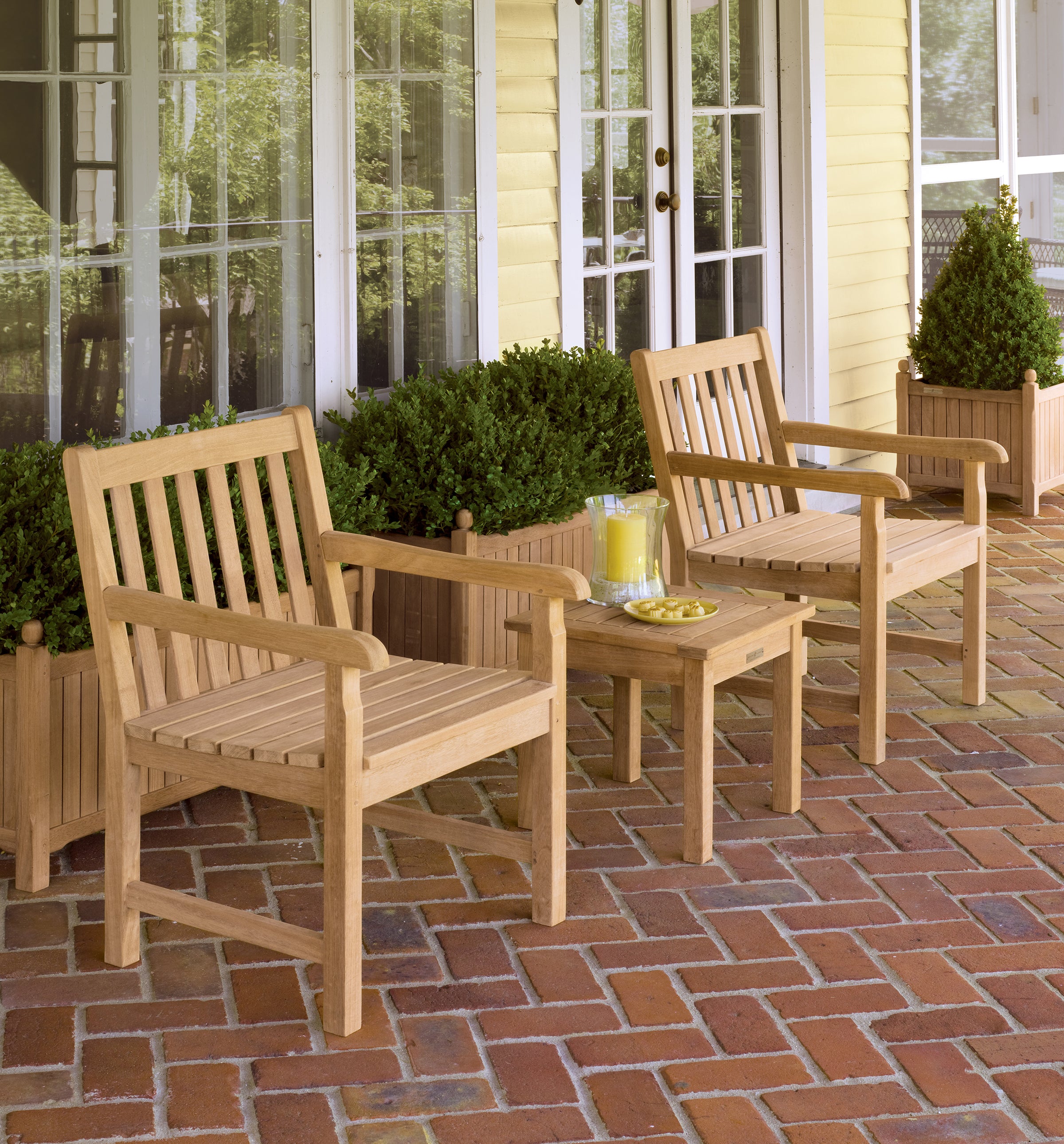 Classic 3-Piece End Table And Chair Set - Teak