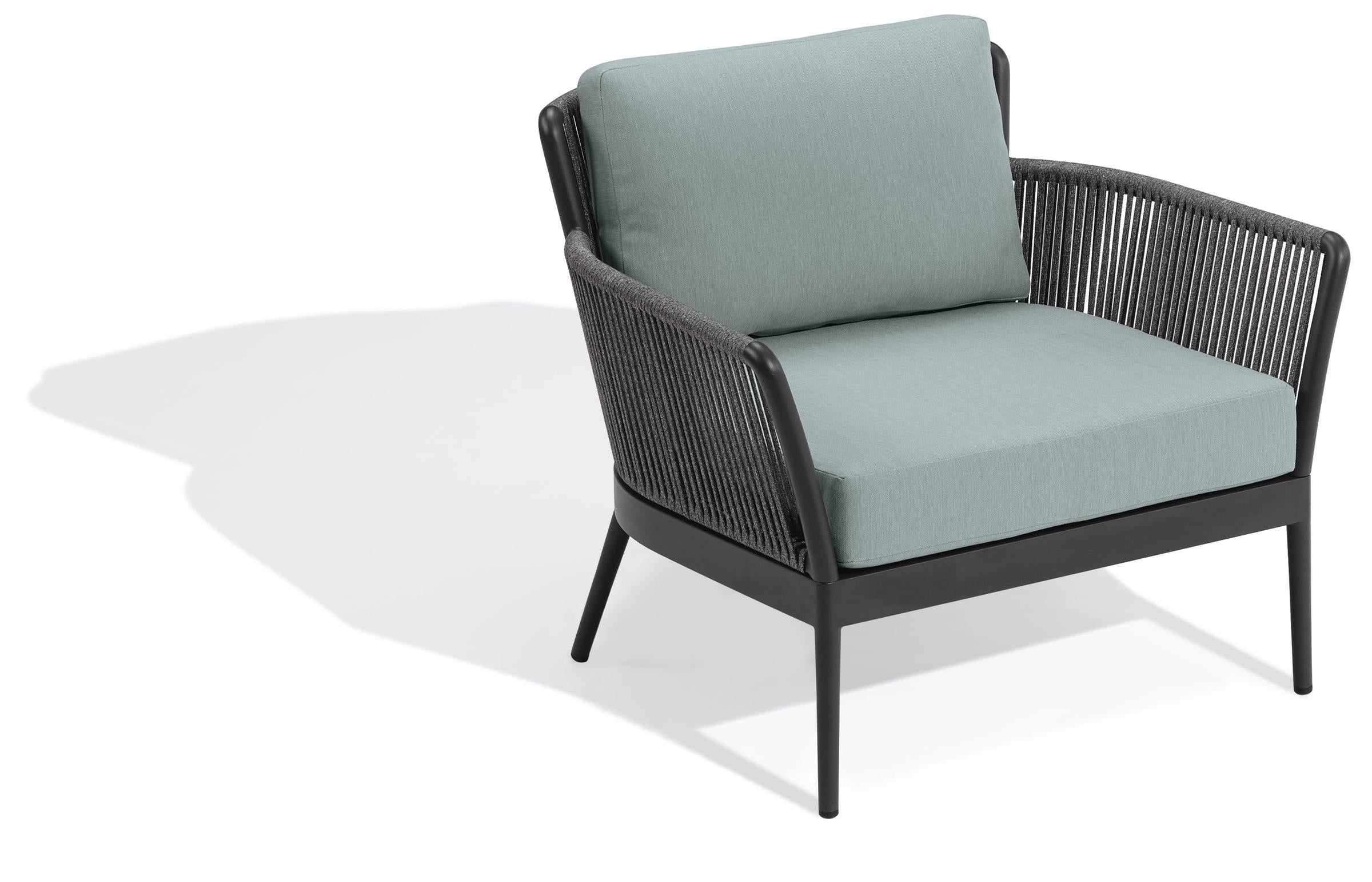 Nette Club Chair