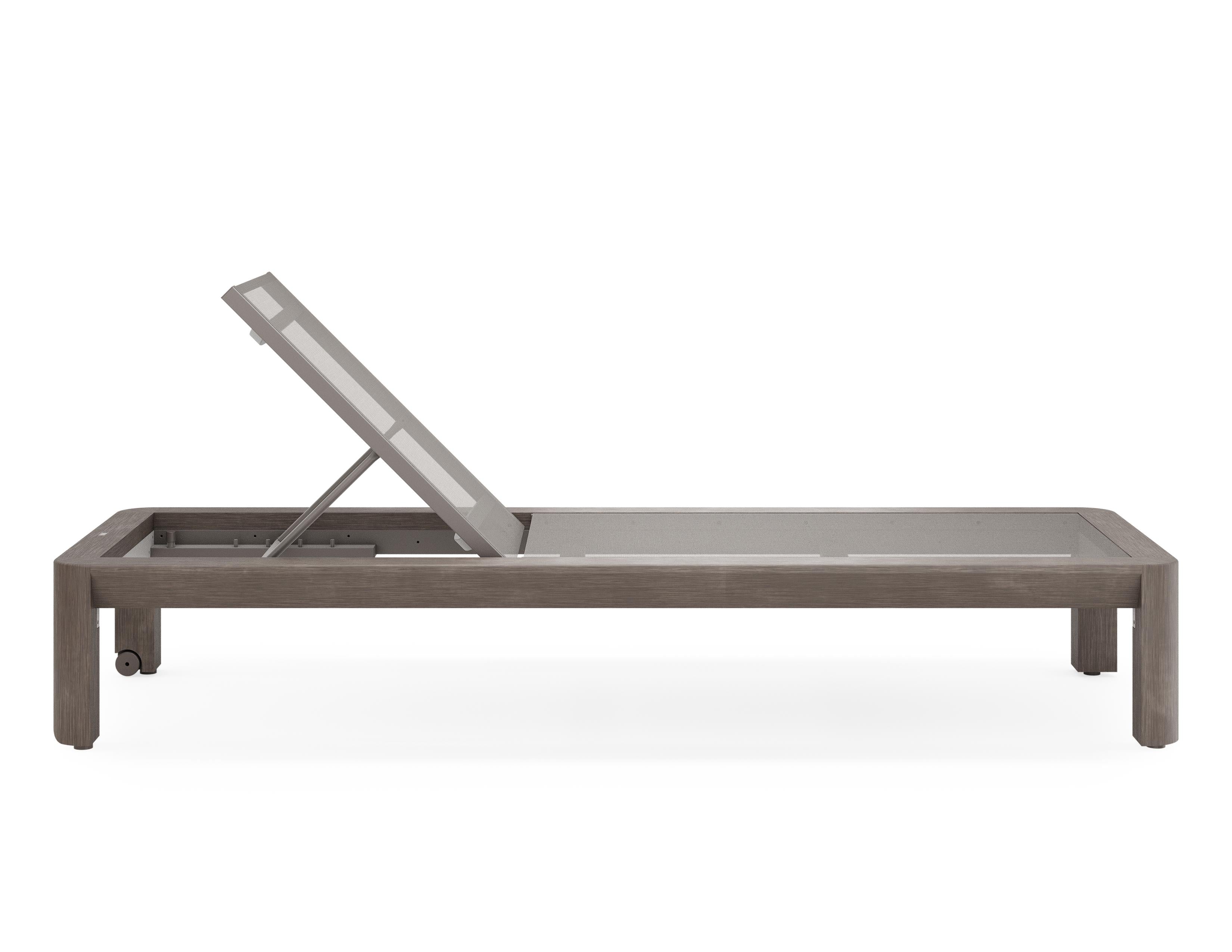 Beau Chaise Lounge Sling