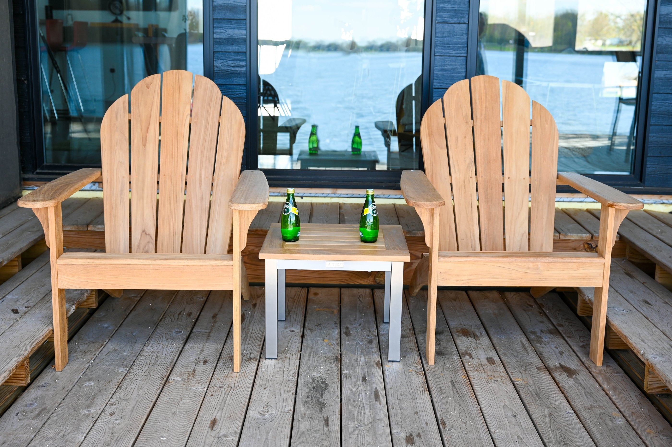 Three Birds Casual Avanti-Lifestyle Image