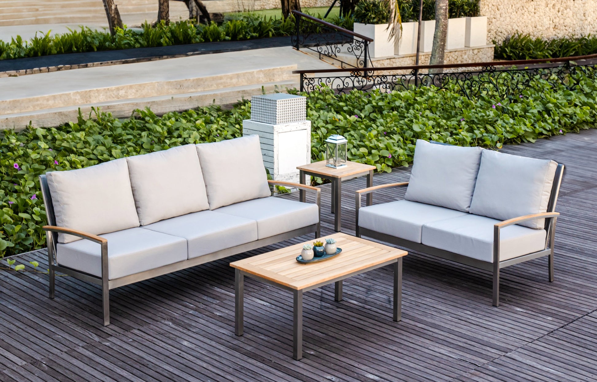 Three Birds Casual Avanti