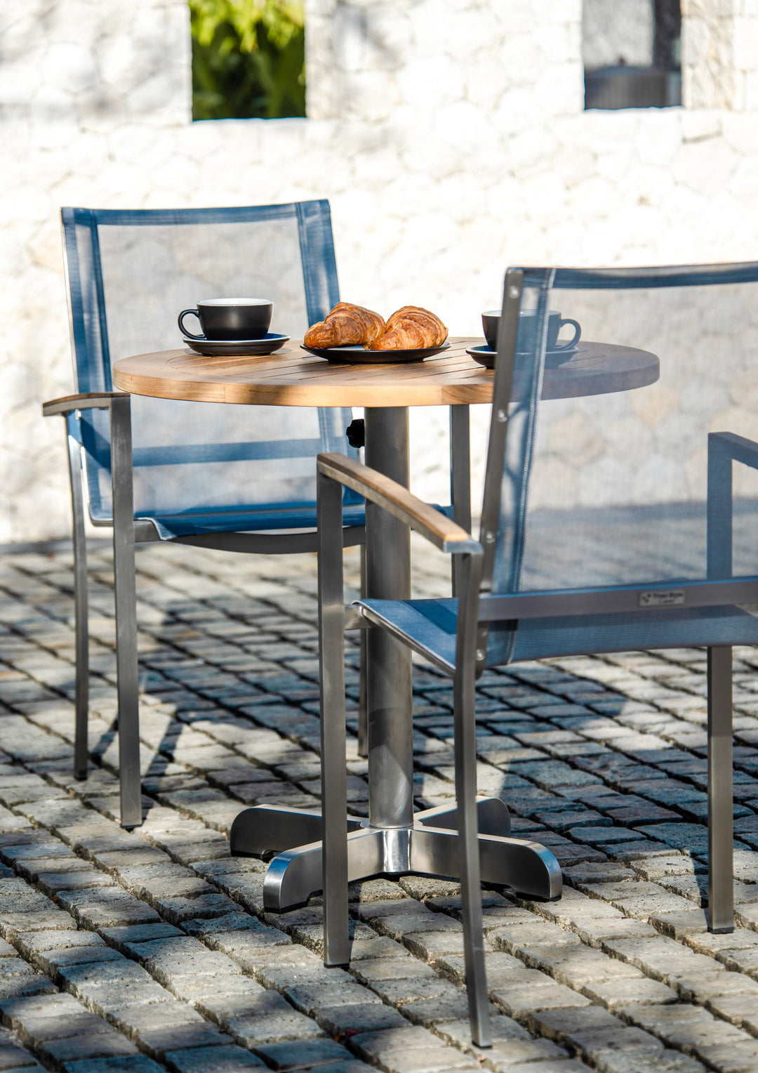 Three Birds Casual Avanti