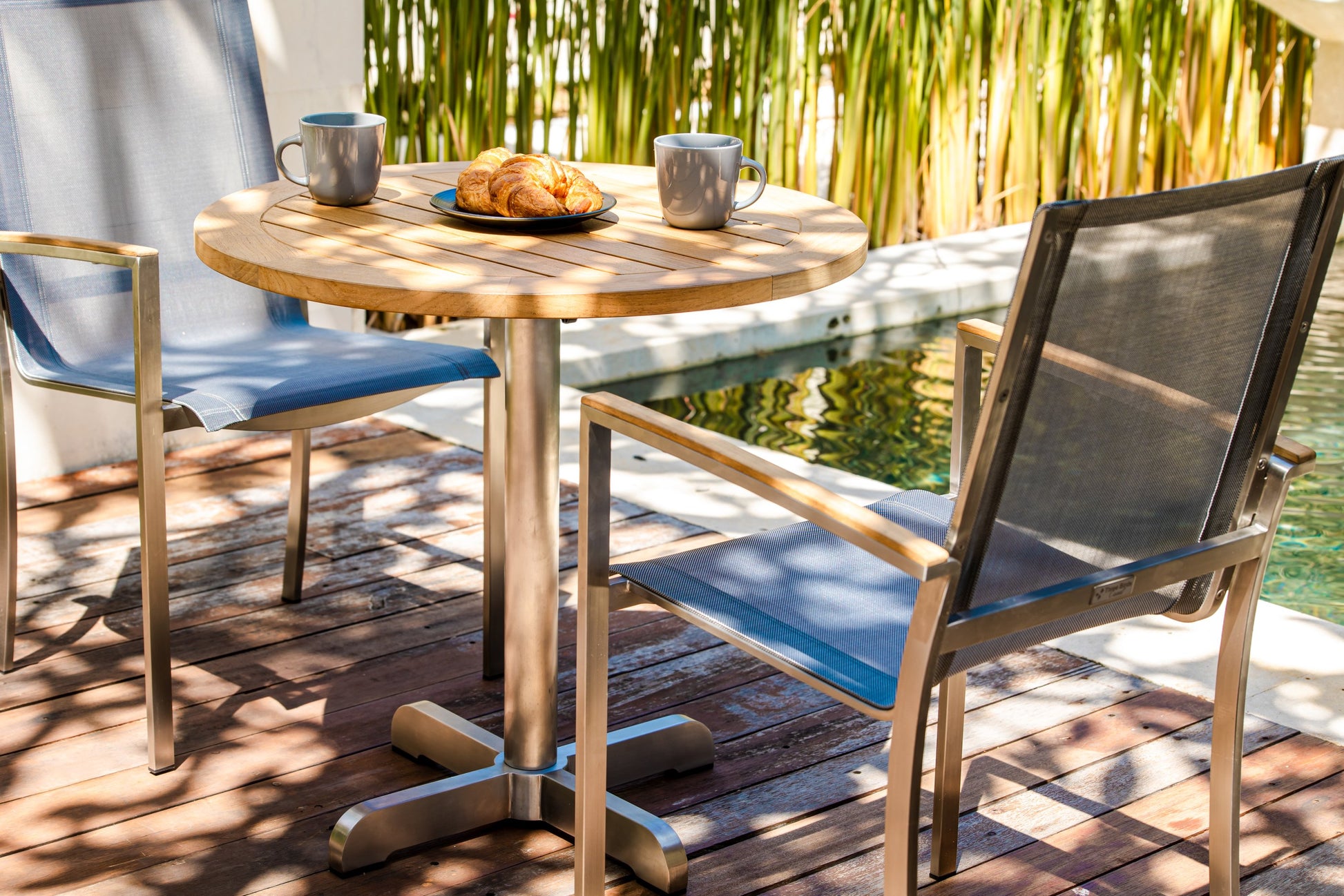 Three Birds Casual Avanti