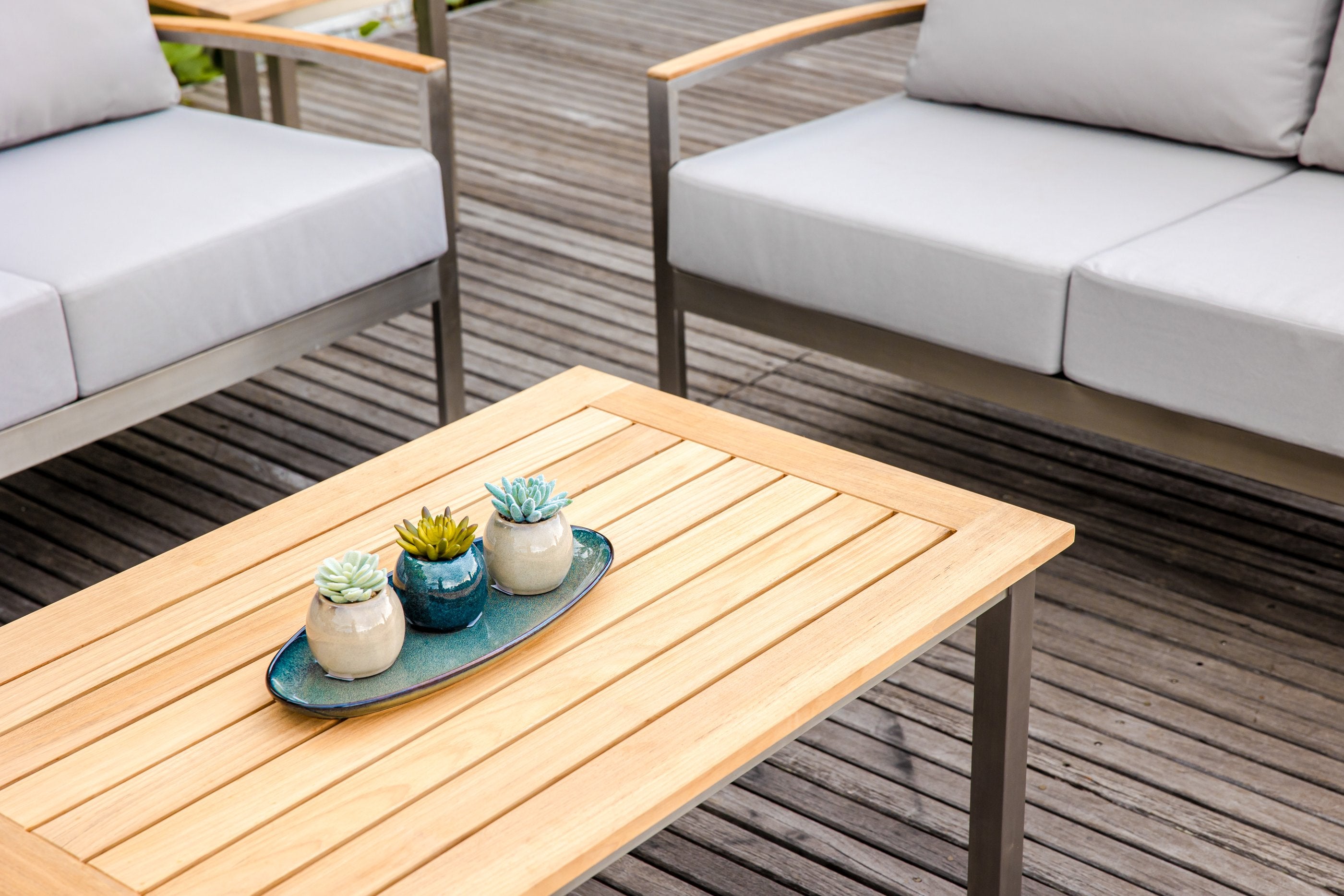 Three Birds Casual Avanti-Lifestyle Image