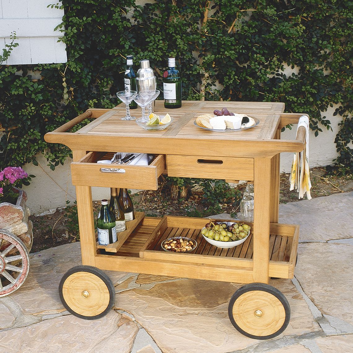 Serving Cart w/Wheels
