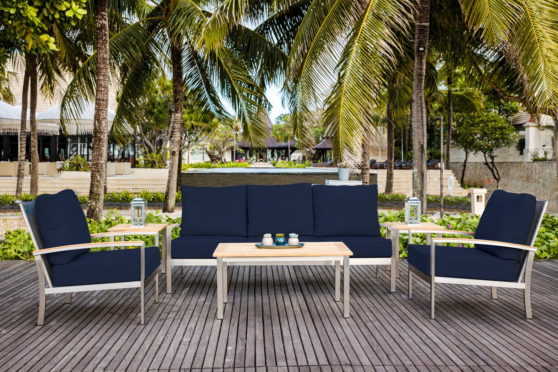 Three Birds Casual Avanti-Lifestyle Image