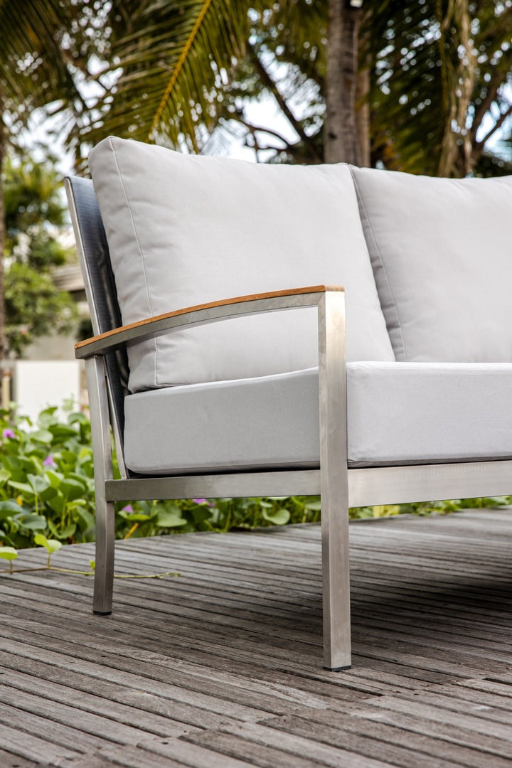 Three Birds Casual Avanti