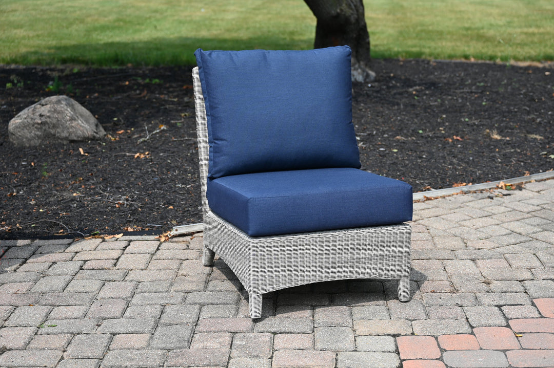 Three Birds Casual Bella