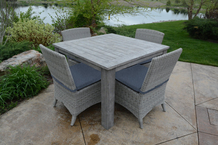 Three Birds Casual Bella