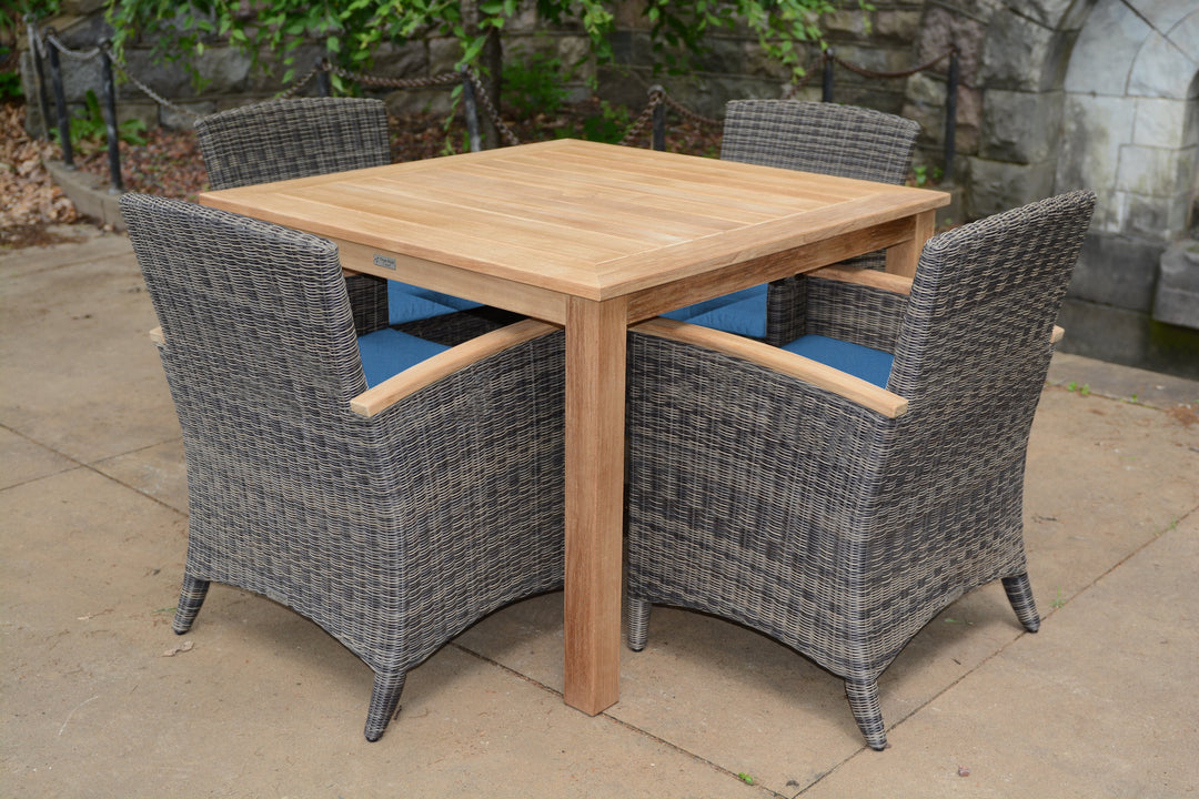 Three Birds Casual Bella-Lifestyle Image