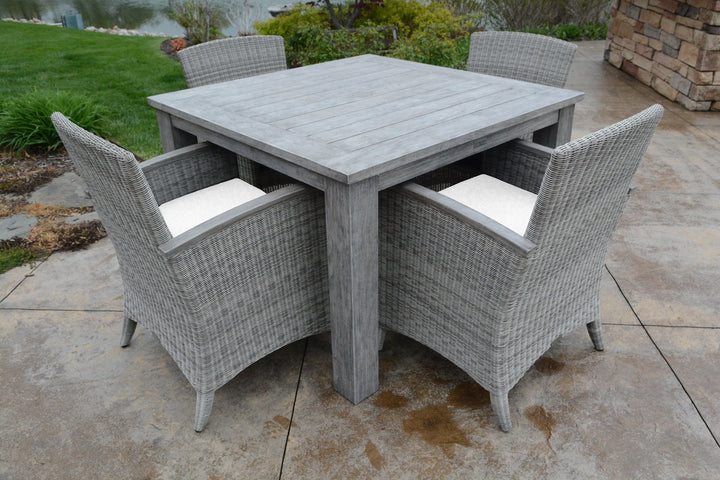 Three Birds Casual Bella