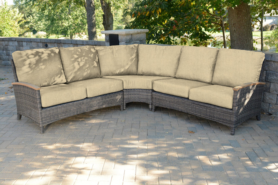 Three Birds Casual Bella