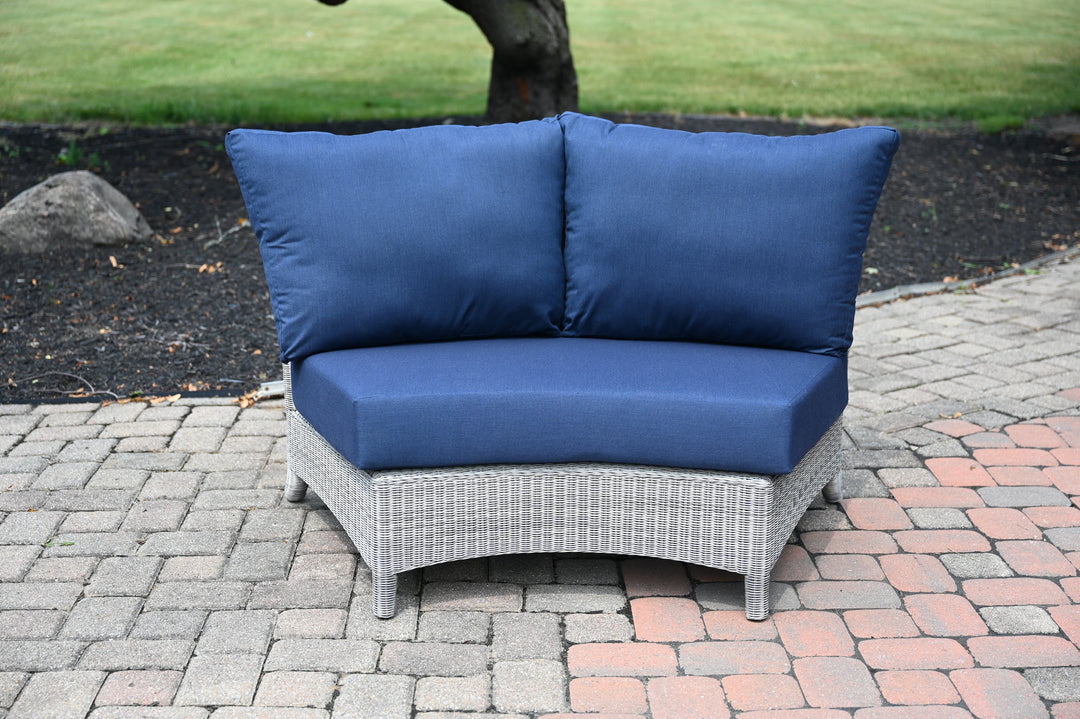 Three Birds Casual Bella-Lifestyle Image