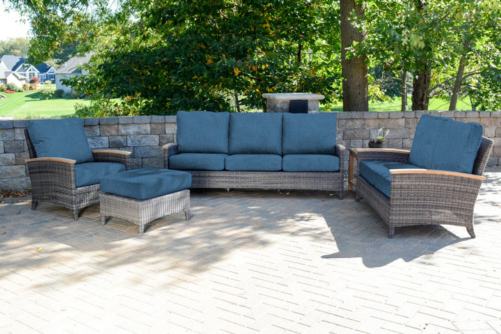 Three Birds Casual Bella