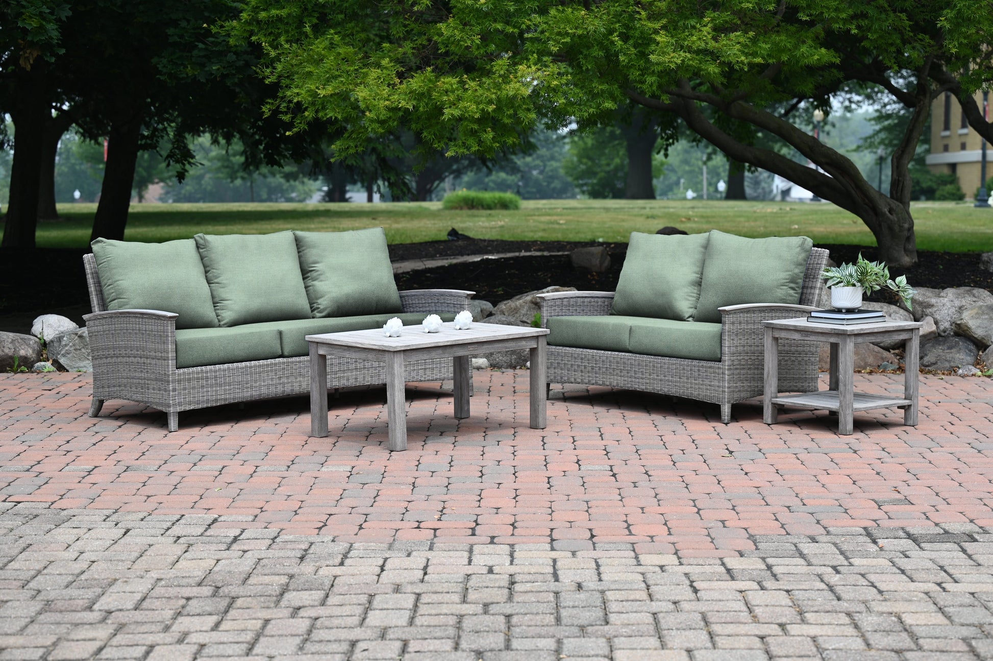 Three Birds Casual Bella