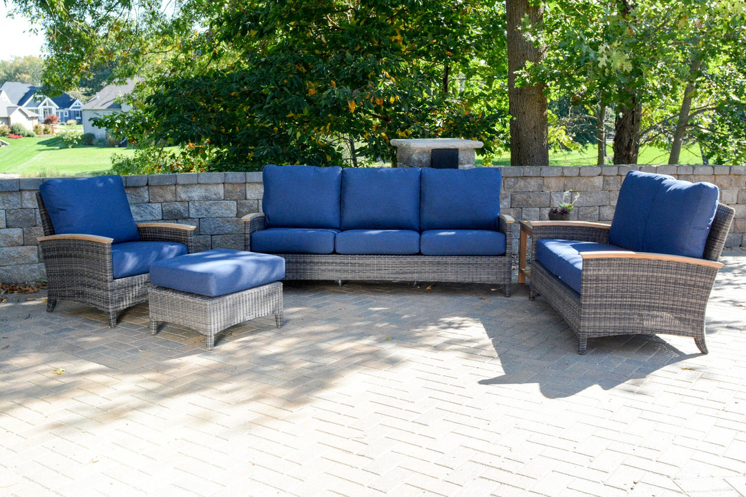 Three Birds Casual Bella