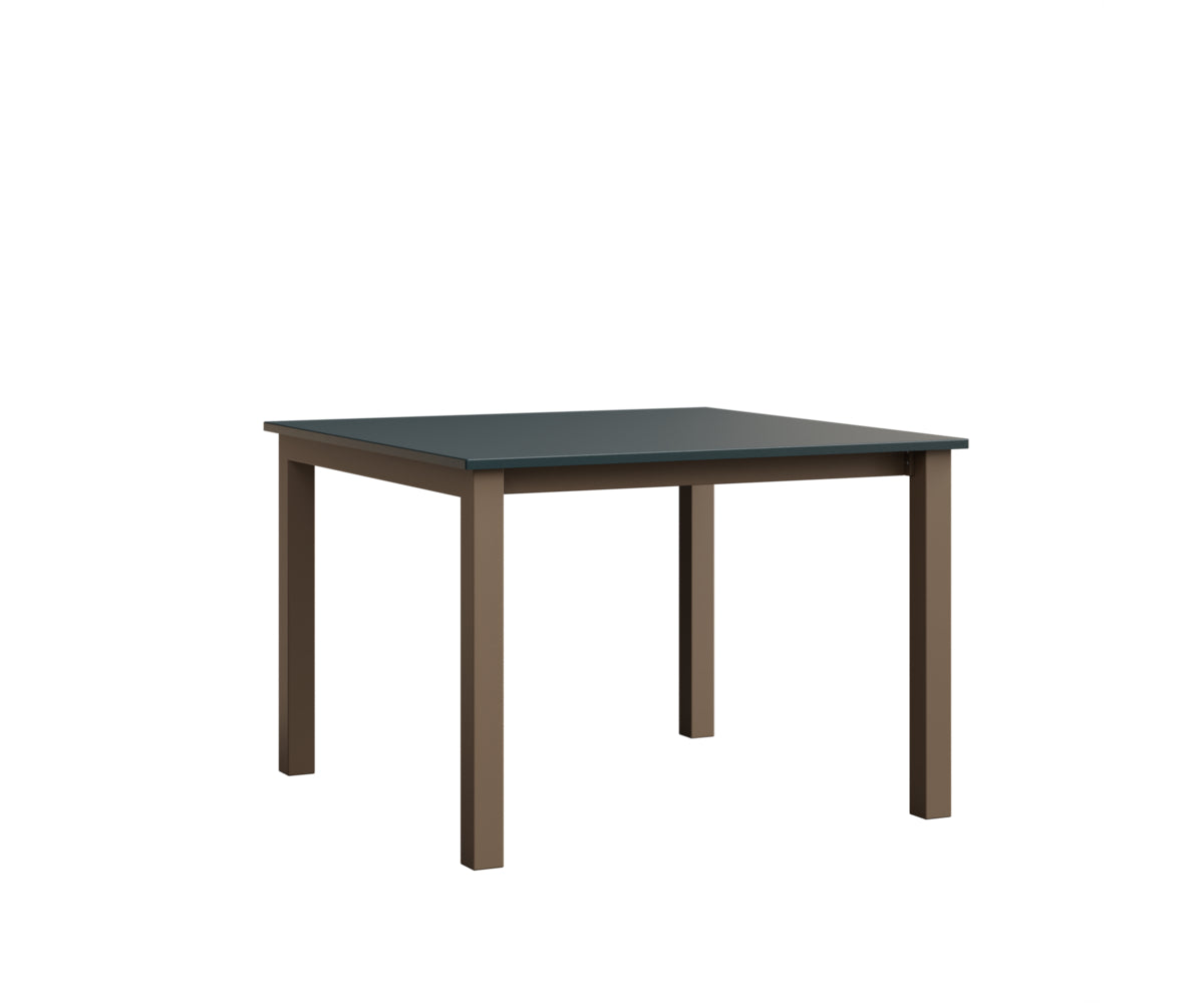 Berkley Expandable 42" x 42" Table