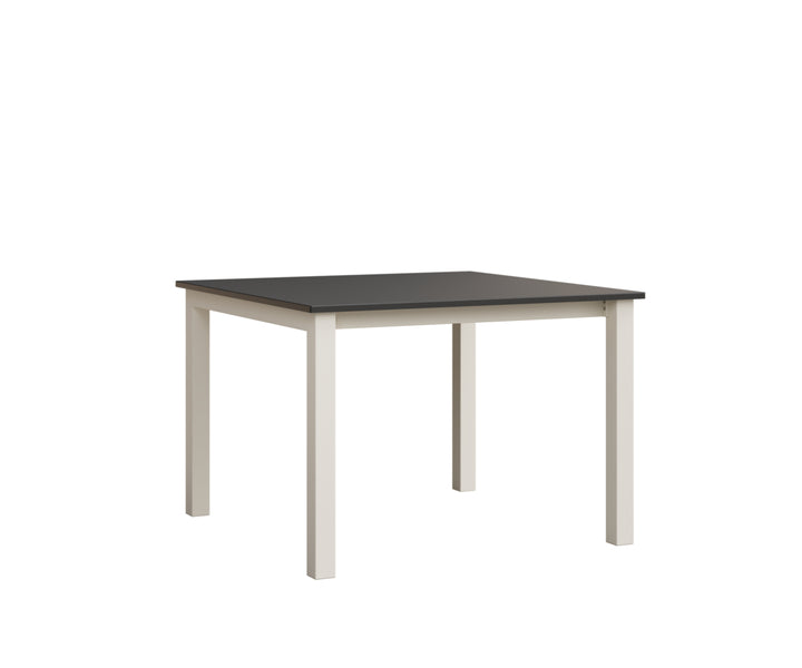 Berkley Expandable 42" x 42" Table