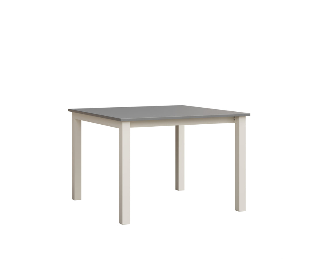 Berkley Expandable 42" x 42" Table