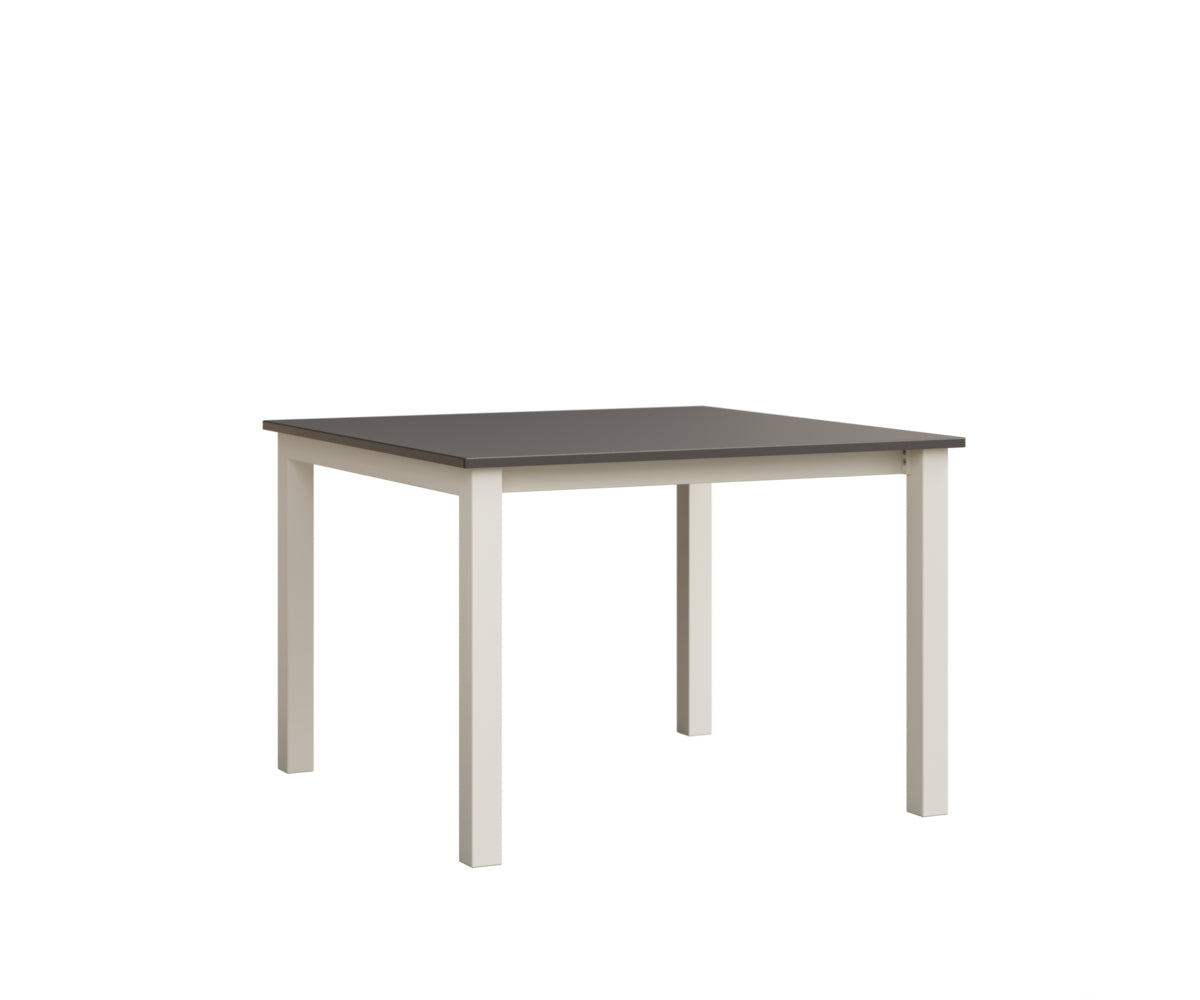 Berkley Expandable 42" x 42" Table