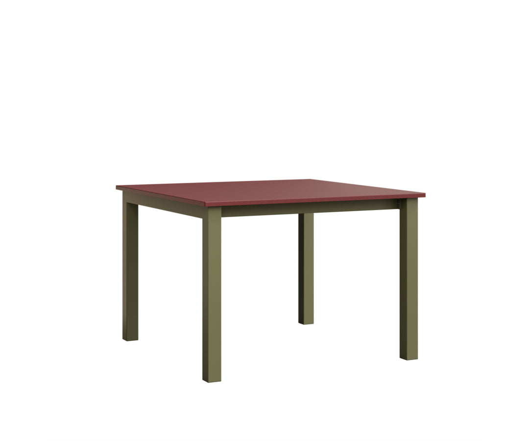 Berkley Expandable 42" x 42" Table