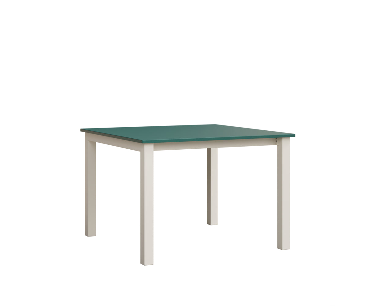 Berkley Expandable 42" x 42" Table