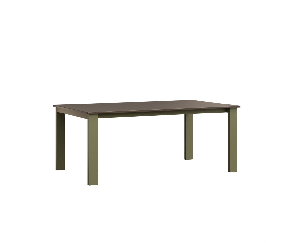 Berkley Expandable 42" x 72" Table
