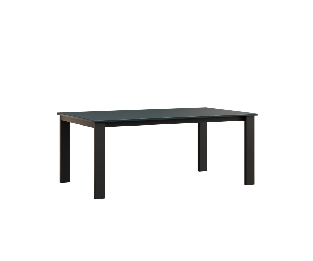 Berkley Expandable 42" x 72" Table