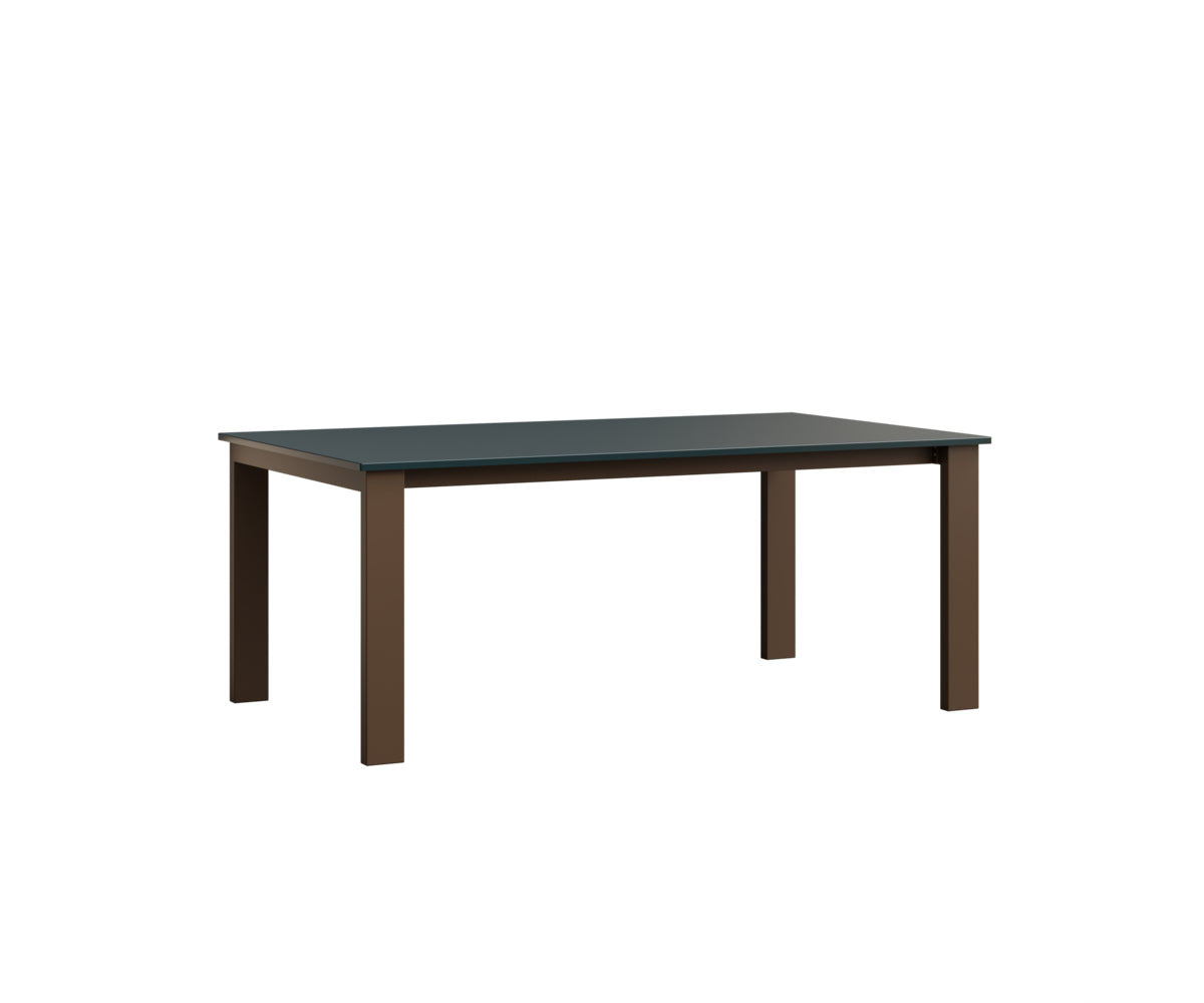 Berkley Expandable 42" x 72" Table