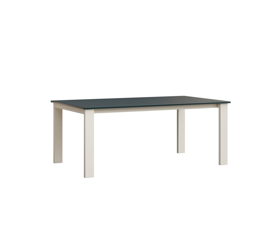 Berkley Expandable 42" x 72" Table