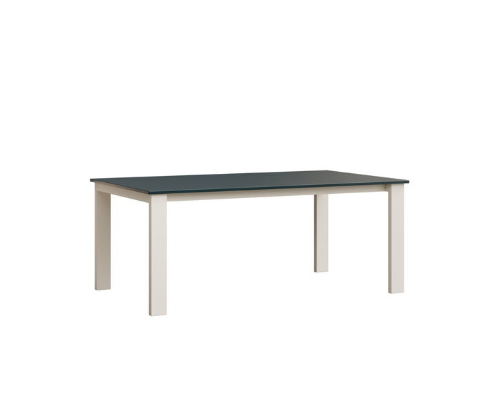 Berkley Expandable 42" x 72" Table