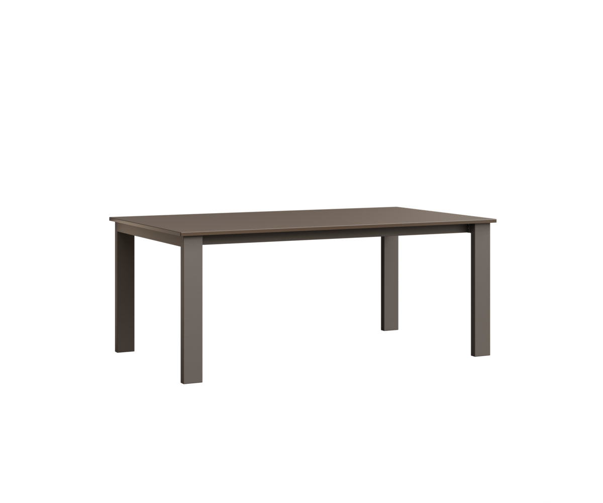 Berkley Expandable 42" x 72" Table