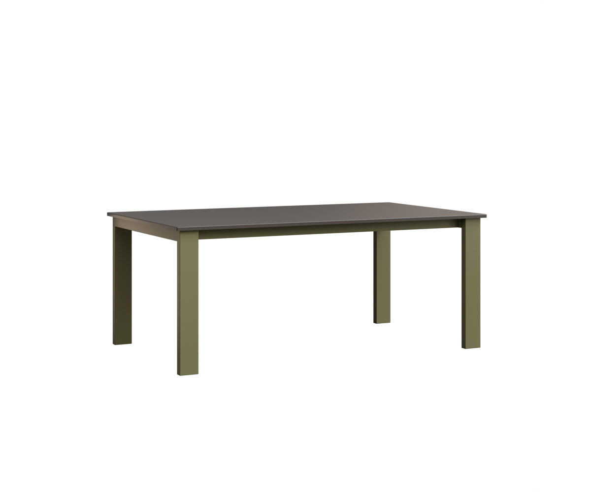 Berkley Expandable 42" x 72" Table