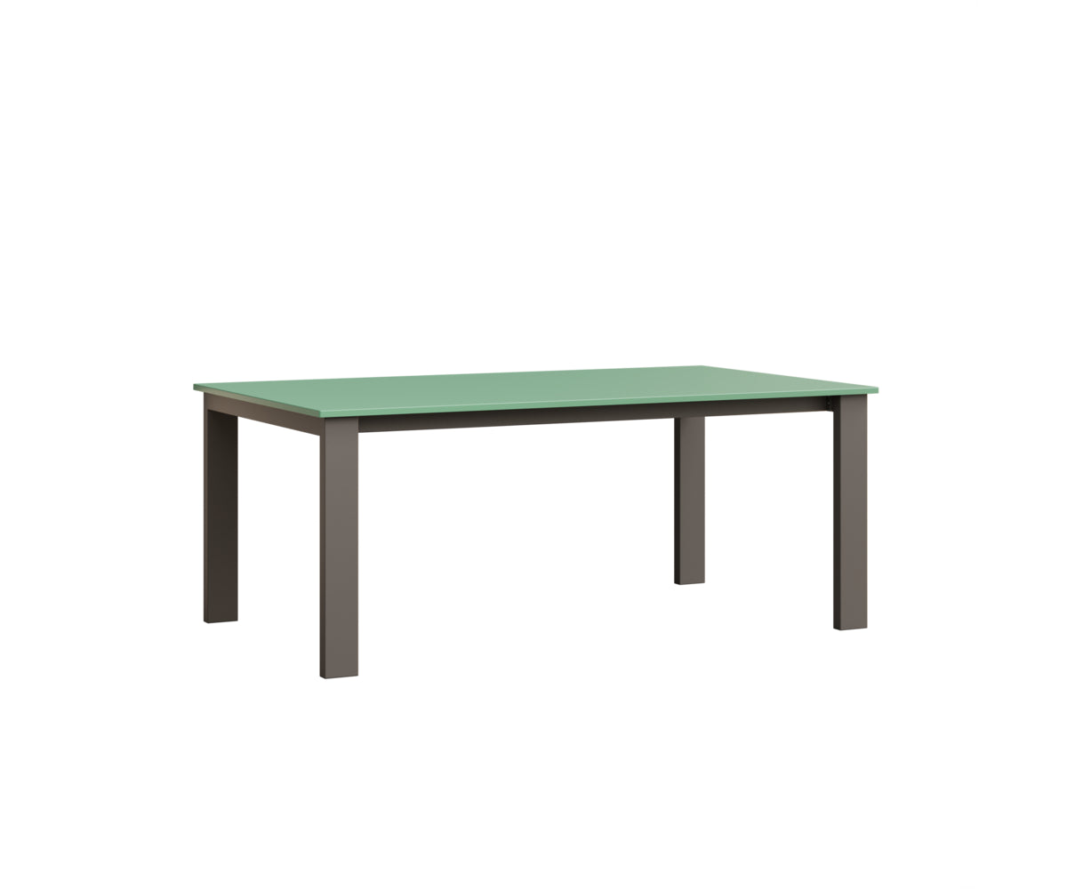 Berkley Expandable 42" x 72" Table