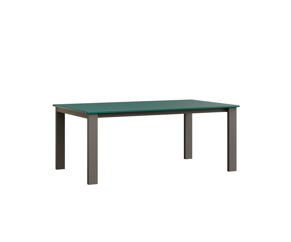 Berkley Expandable 42" x 72" Table