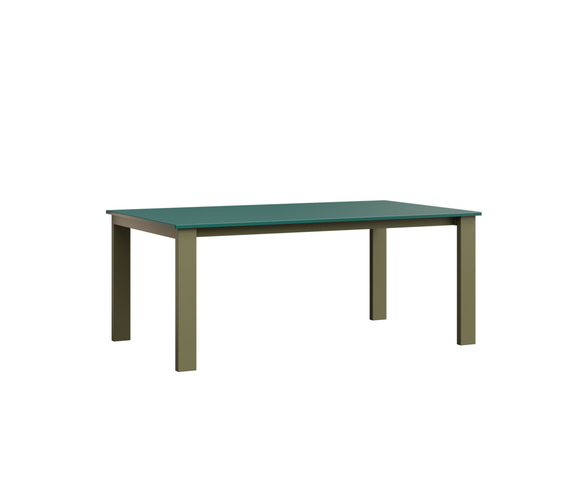 Berkley Expandable 42" x 72" Table