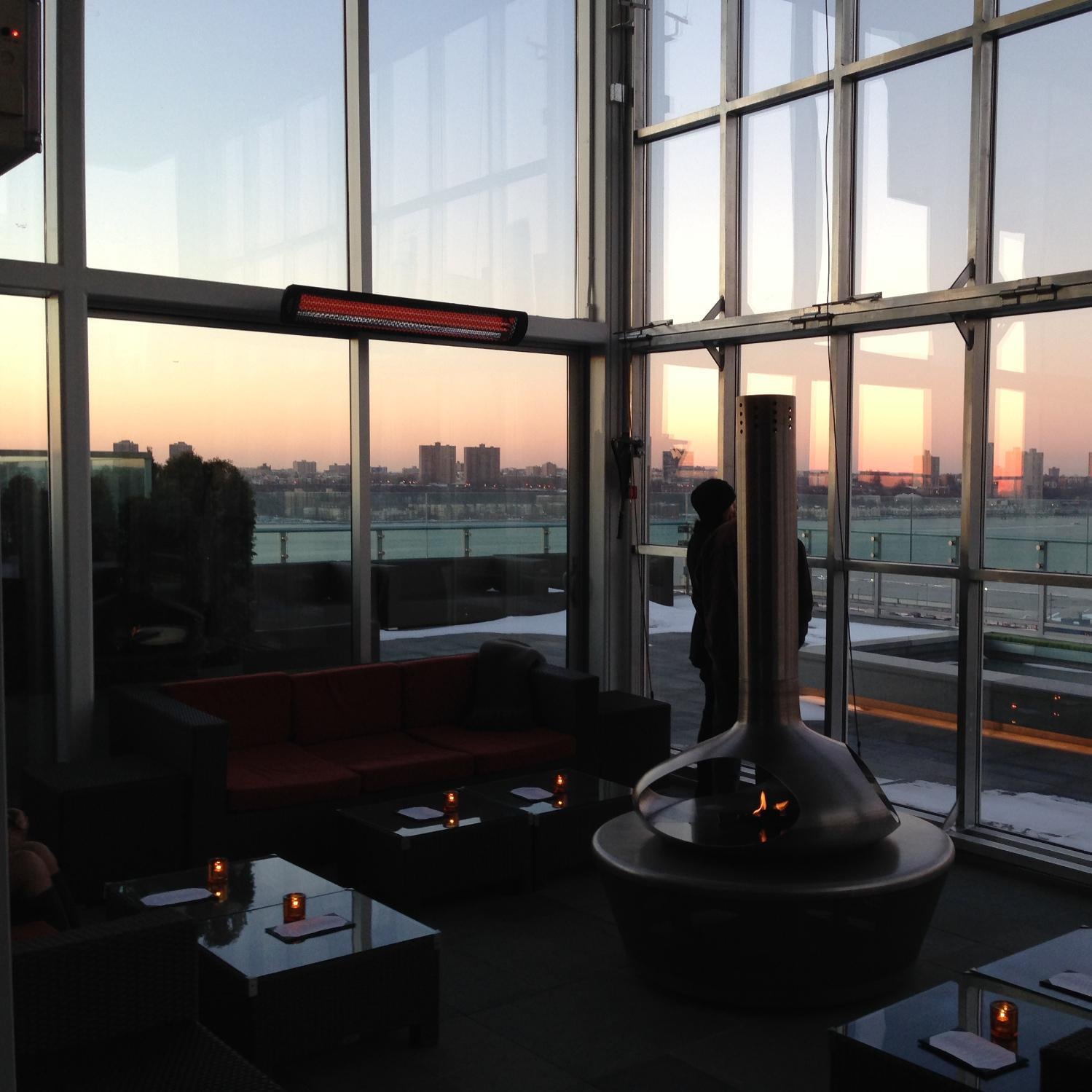 Tungsten Electric | 2000W | 220V-240V | Black