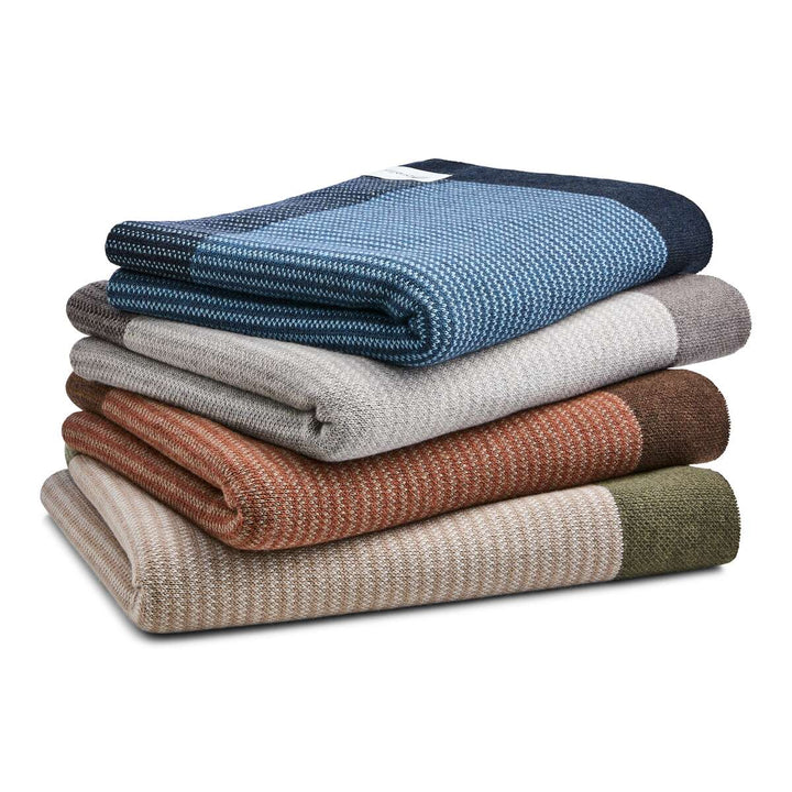 Sunbrella® Signature Throw - Terrace Edge