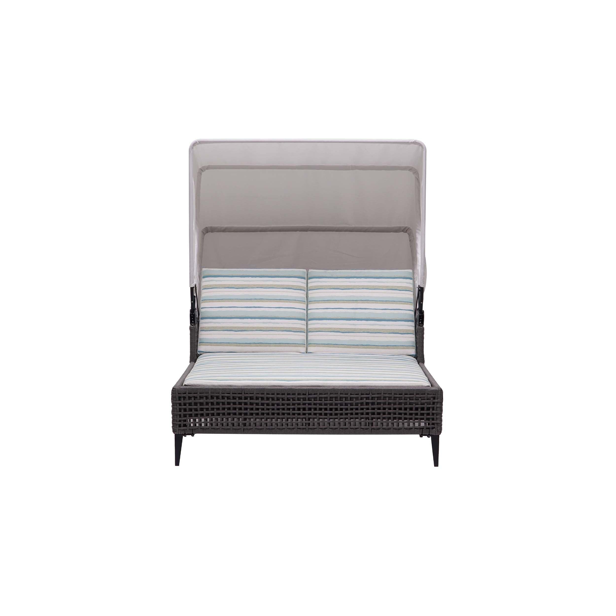ratana-genval-daybed-with-sunbrella-canopy-5