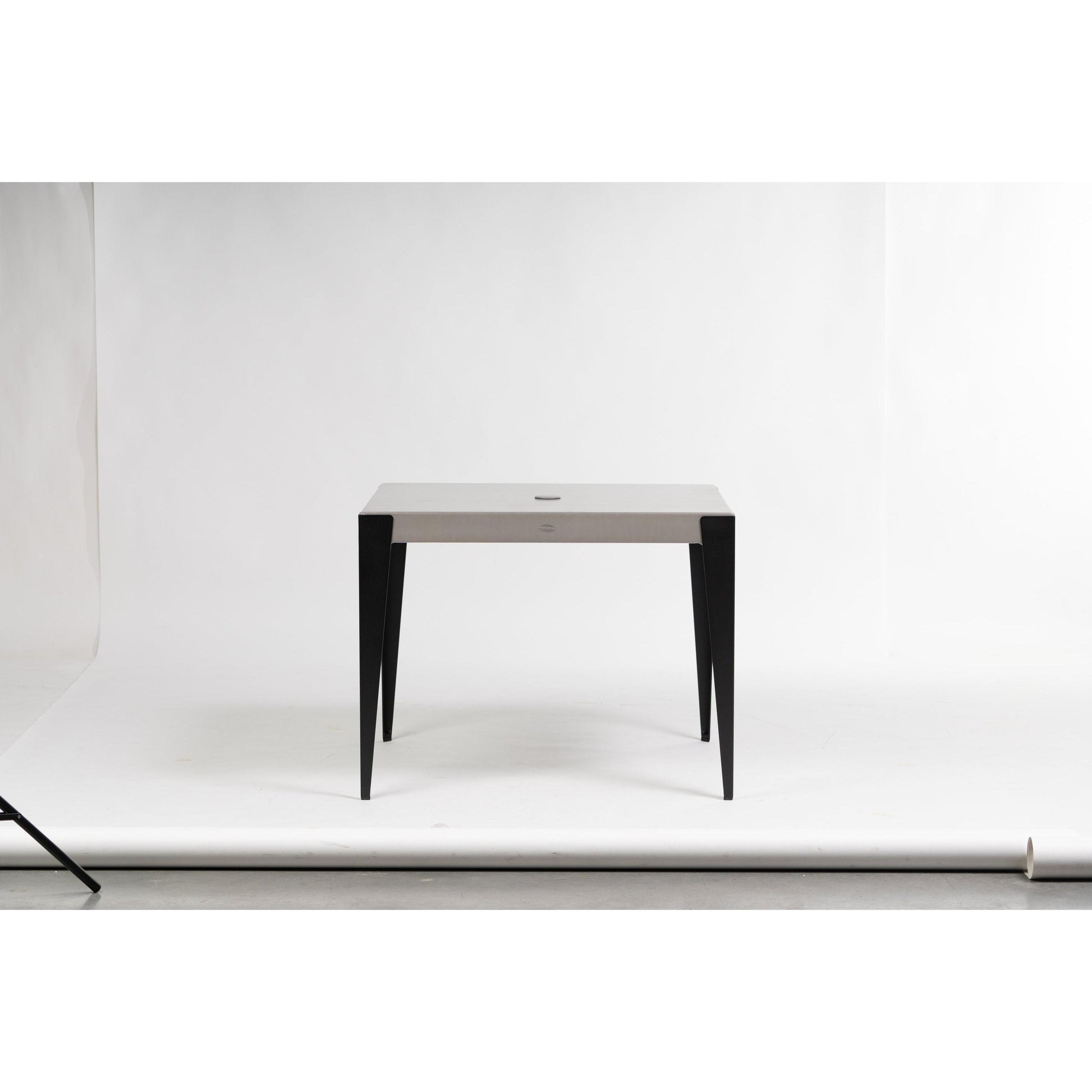 ratana-genval-38-inch-square-aluminum-dining-table-with-umbrella-hole-8