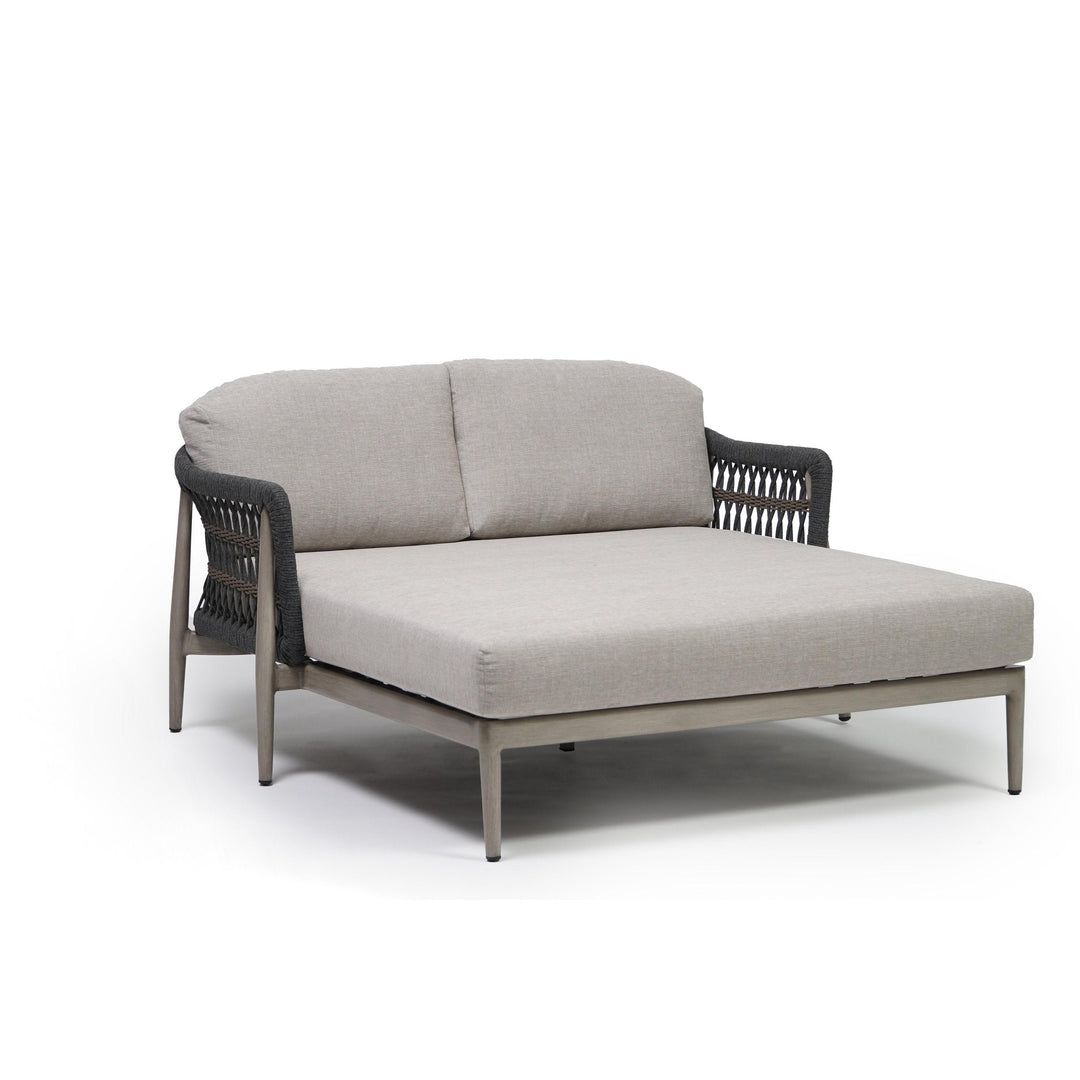 ratana-coconut-grove-cushion-daybed-9