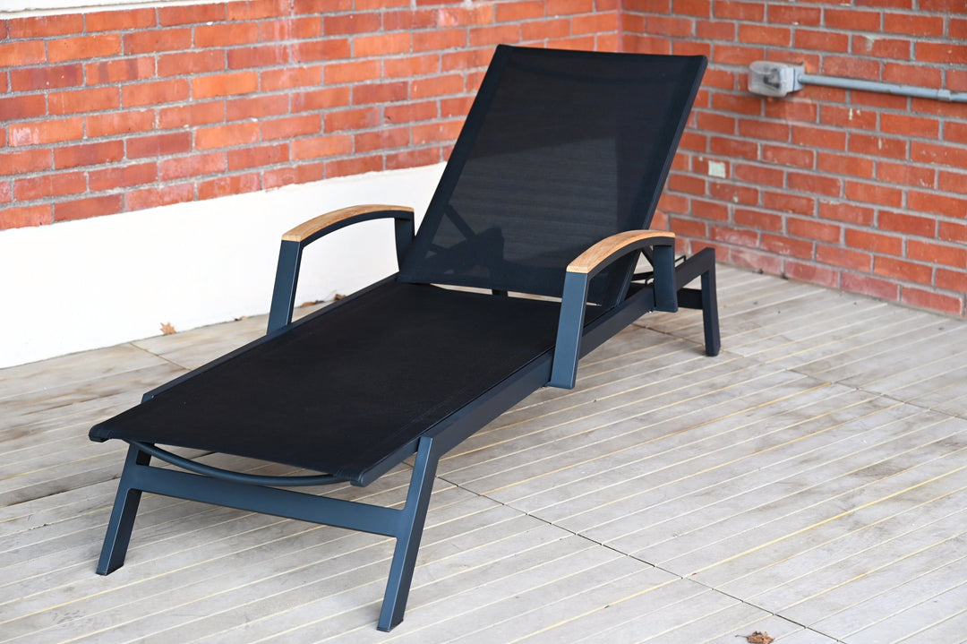 Three Birds Casual Tribeca