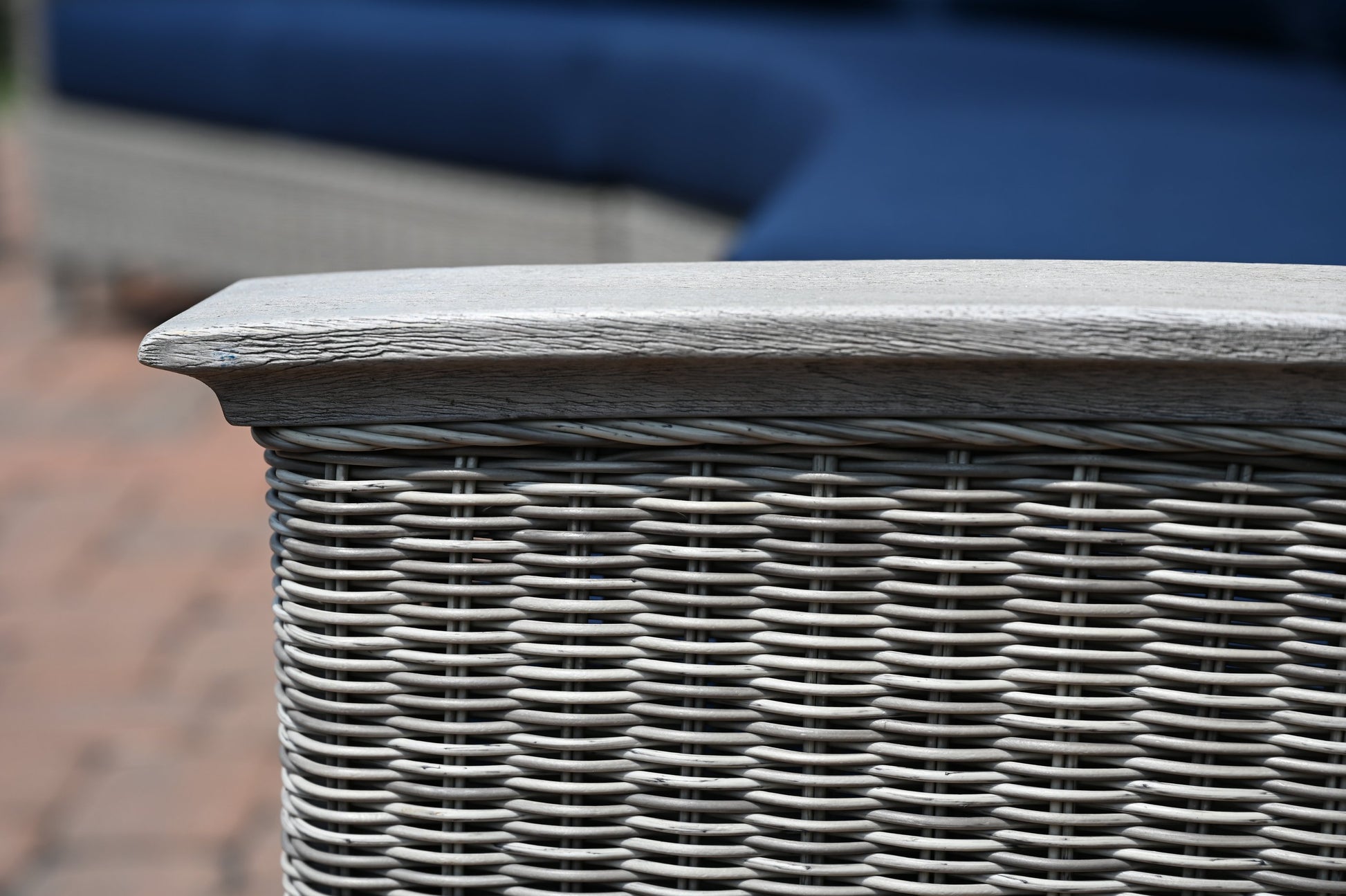 Three Birds Casual Bella-Lifestyle Image